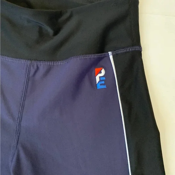 P.E Nation Soulcycle Side To Side Skull Leggings size XS - Picture 9 of 10